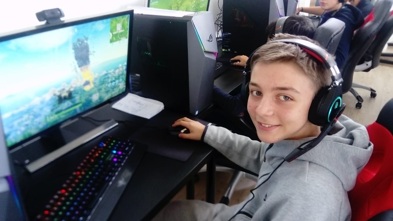 enfant salle de jeux